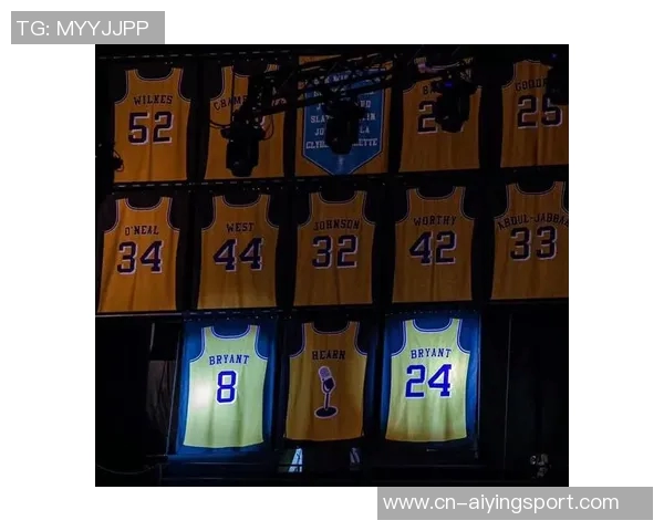 科比首次亲穿的24号球衣将拍卖2006年曾以一万美元成交 科比首次亲穿的24号球衣将拍卖2006年曾以一万美元成交