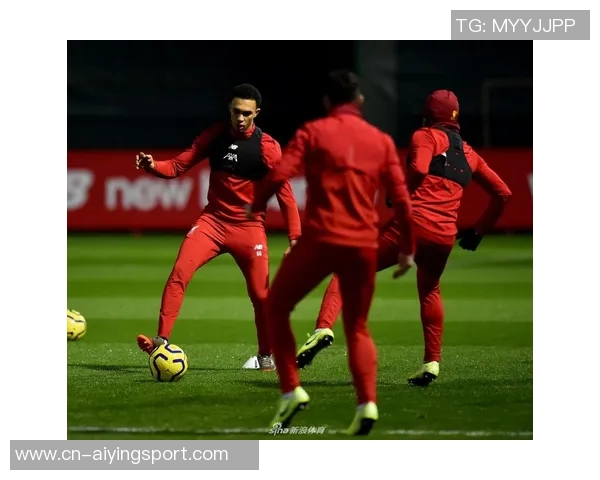 廷伯谈多位置能力与范迪克搭档的优势与信心提升 廷伯谈多位置能力与范迪克搭档的优势与信心提升