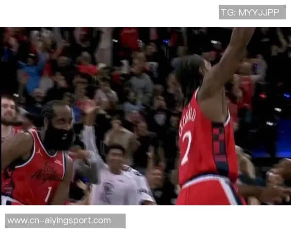 无畏双人防守压哨绝杀瞬间解说赞叹战神卡的无敌表现 无畏双人防守压哨绝杀瞬间解说赞叹战神卡的无敌表现