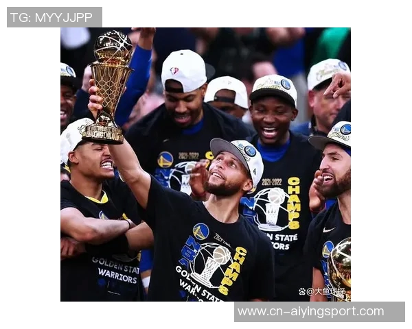 库里虽因伤缺阵但热情与小球迷互动合影展现亲和力