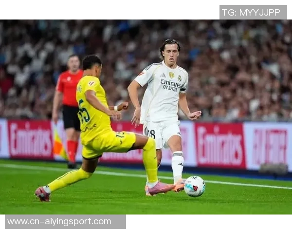 马卡报道亚马尔言行引发皇马球员不满已成队内公敌 马卡报道亚马尔言行引发皇马球员不满已成队内公敌